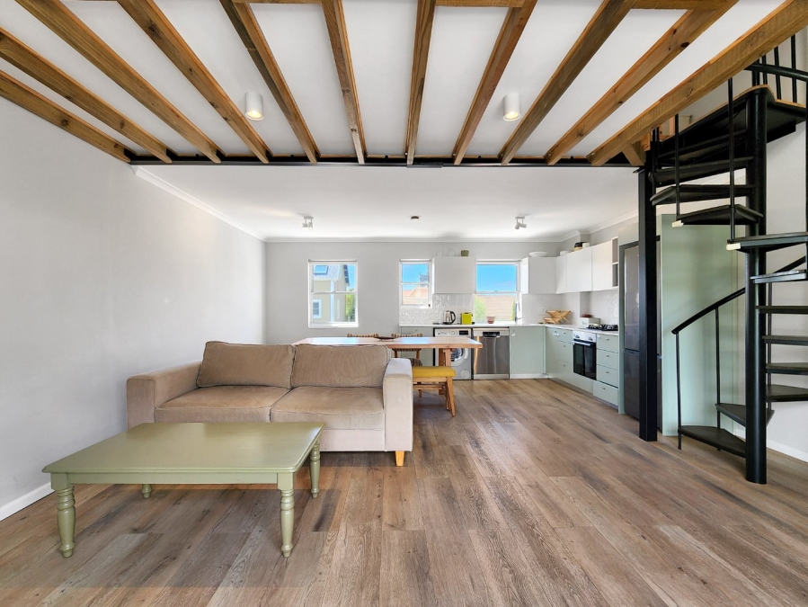 2 Bedroom Property for Sale in Gardens Western Cape